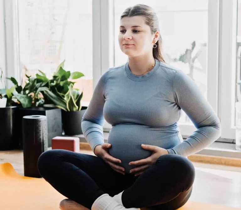 mulher-gravida-tratamento-fisioterapia-pelvica